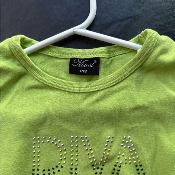 Green #DIVA TEE - Picture 3 of 3